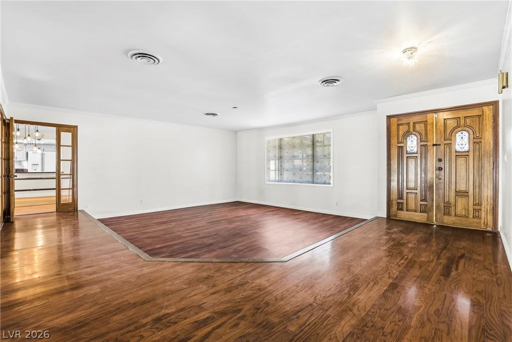 3689 Rosecrest, Las Vegas, NV 89121