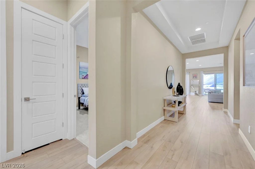 552 Comodo, Henderson, NV 89011