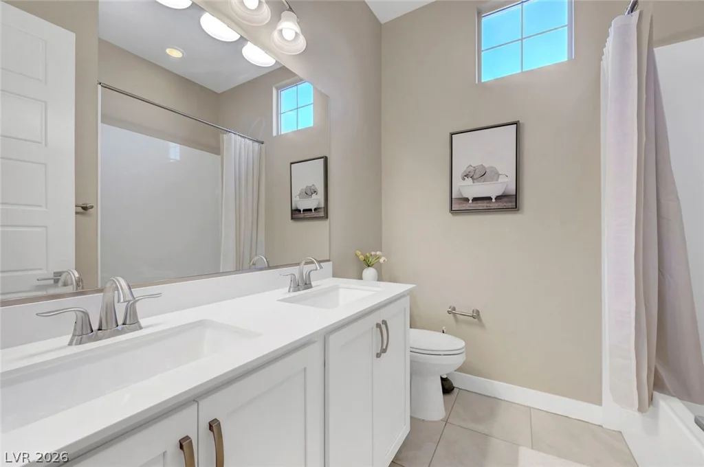 552 Comodo, Henderson, NV 89011