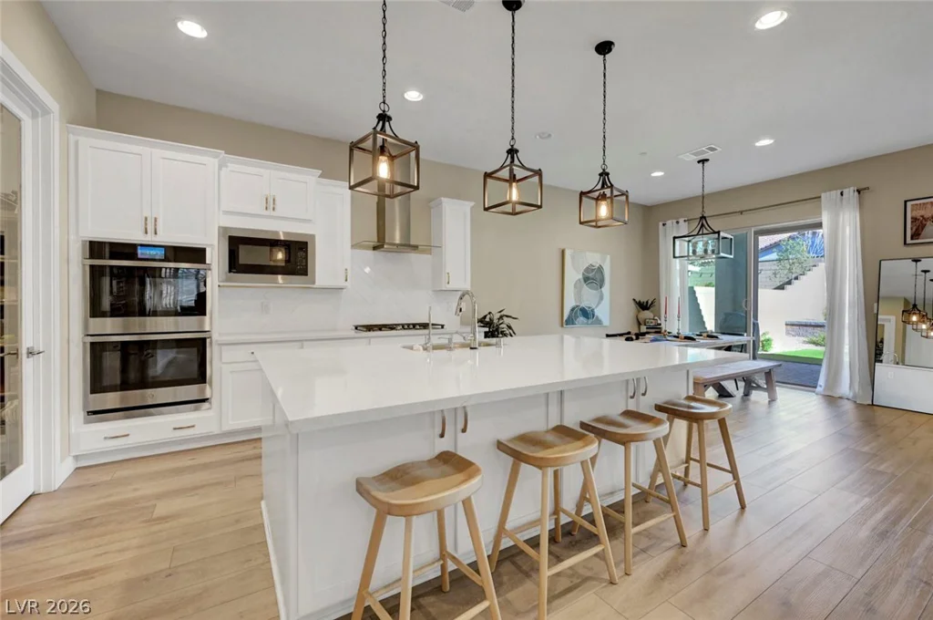 552 Comodo, Henderson, NV 89011