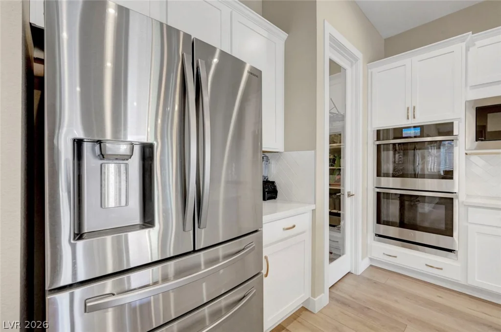 552 Comodo, Henderson, NV 89011
