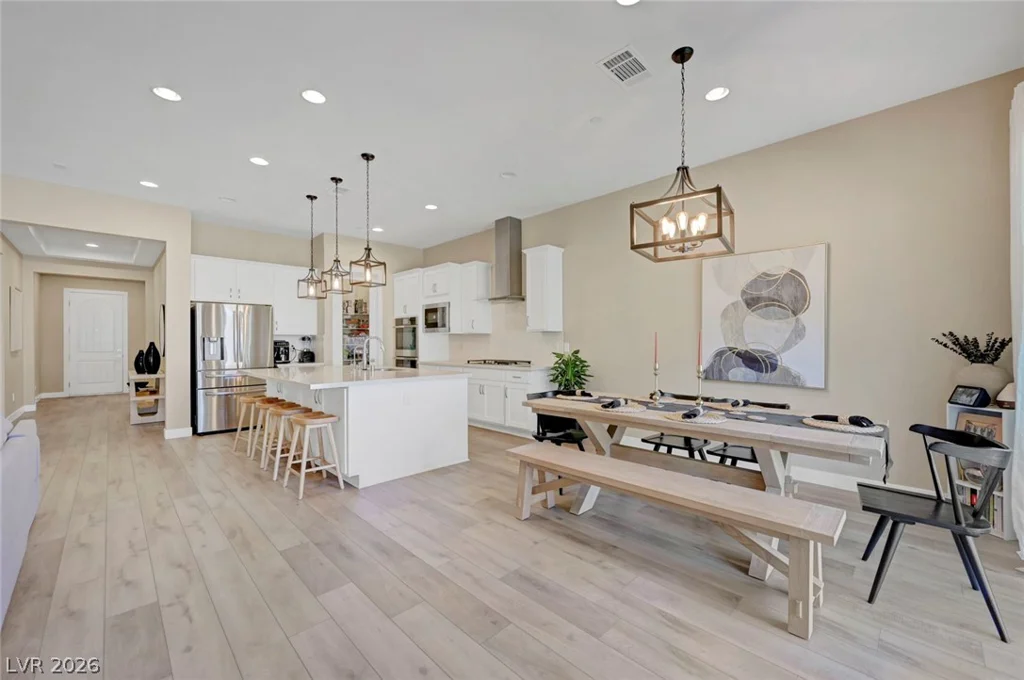 552 Comodo, Henderson, NV 89011