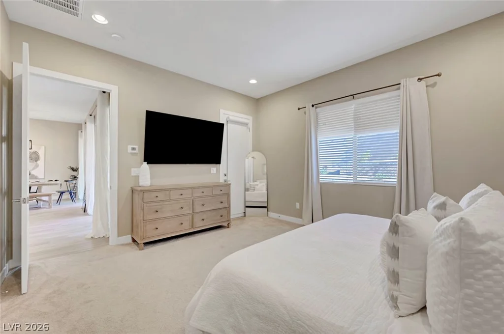 552 Comodo, Henderson, NV 89011