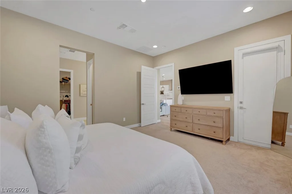 552 Comodo, Henderson, NV 89011