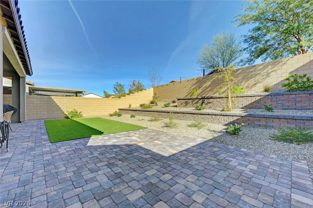 552 Comodo, Henderson, NV 89011