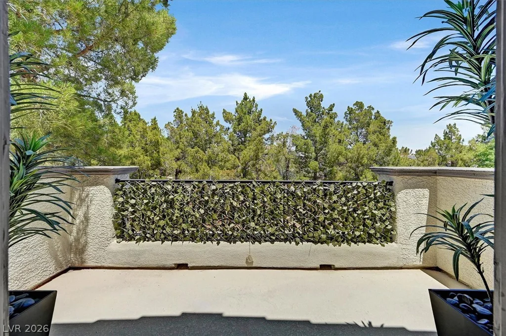 11828 WATERFORD CASTLE, Las Vegas, NV 89141
