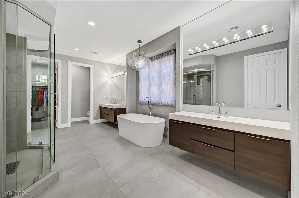 11828 WATERFORD CASTLE, Las Vegas, NV 89141