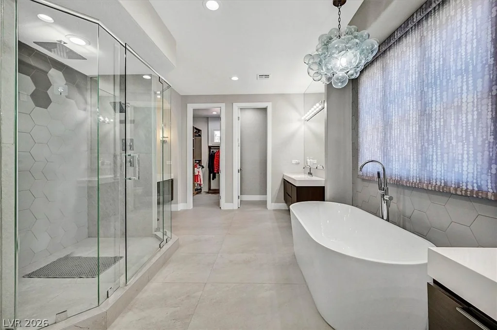 11828 WATERFORD CASTLE, Las Vegas, NV 89141