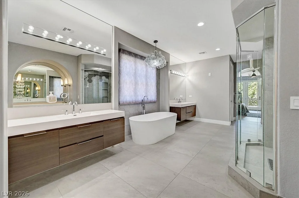 11828 WATERFORD CASTLE, Las Vegas, NV 89141