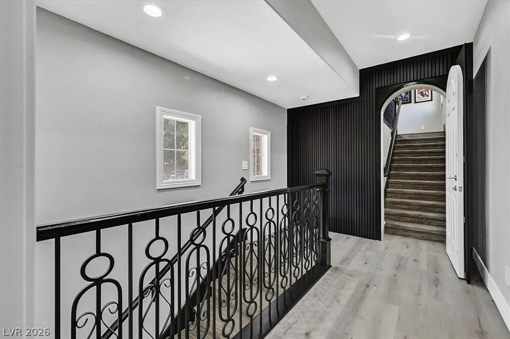 11828 WATERFORD CASTLE, Las Vegas, NV 89141