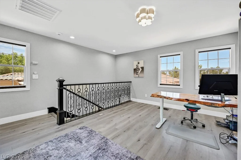11828 WATERFORD CASTLE, Las Vegas, NV 89141