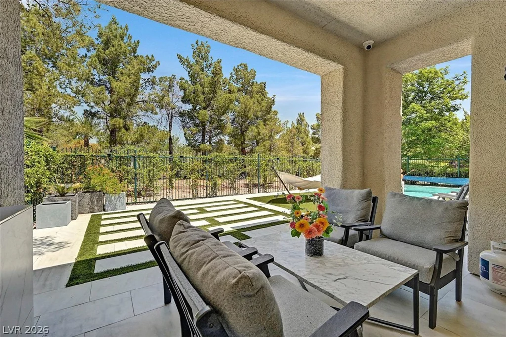 11828 WATERFORD CASTLE, Las Vegas, NV 89141