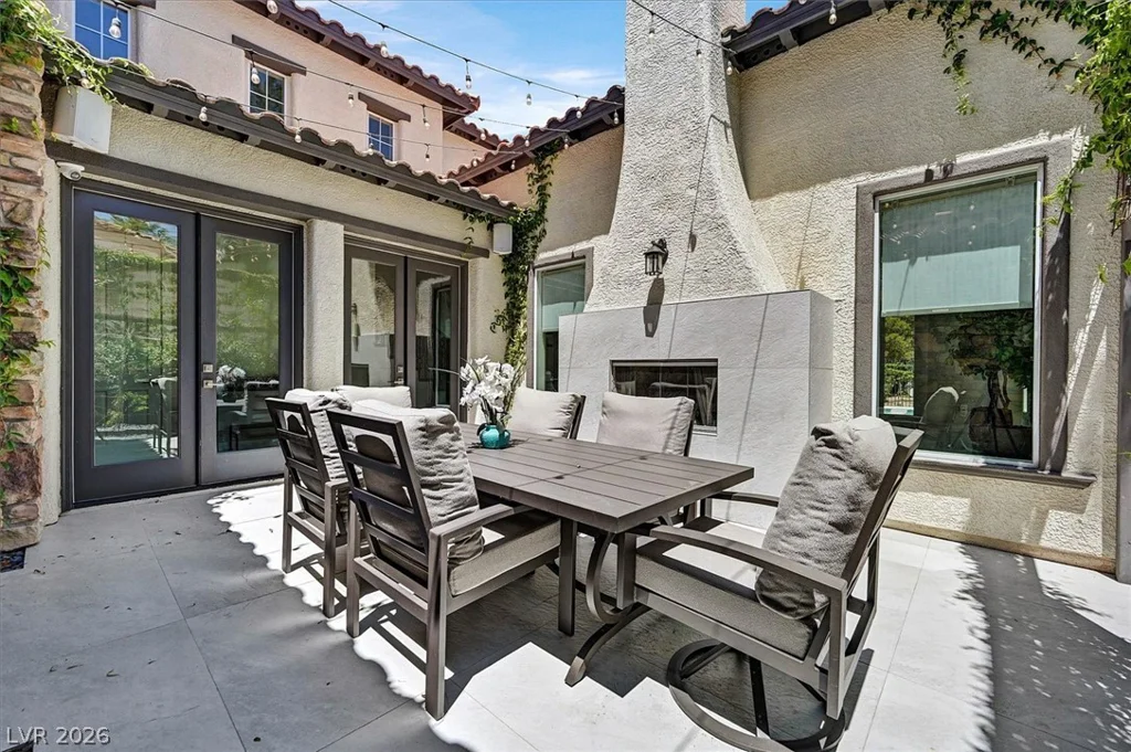 11828 WATERFORD CASTLE, Las Vegas, NV 89141