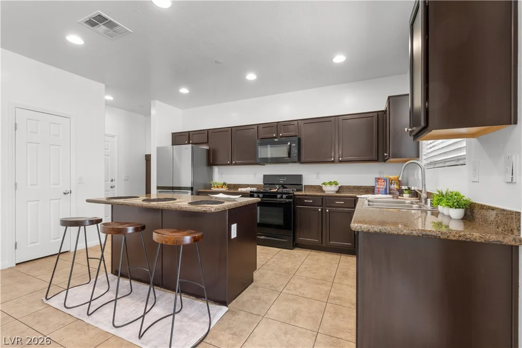 1049 Via Saint Andrea, Henderson, NV 89011