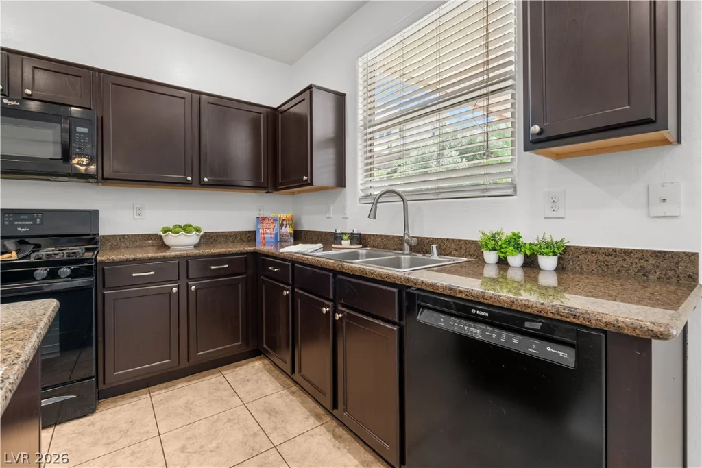 1049 Via Saint Andrea, Henderson, NV 89011