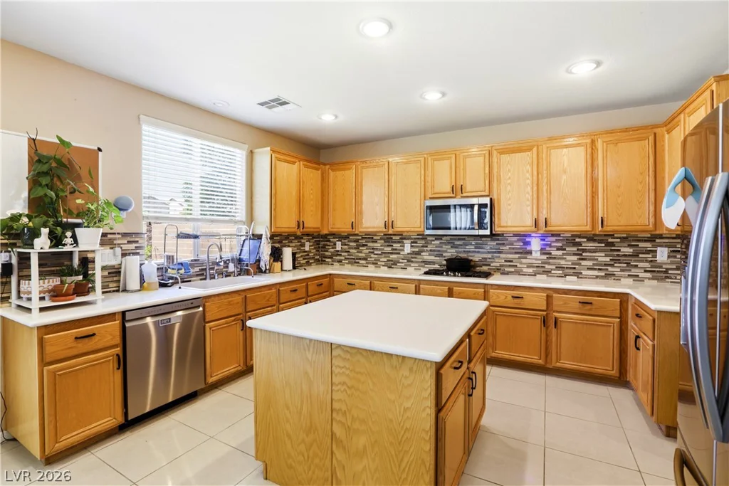 2225 Mountain Rail, North Las Vegas, NV 89084