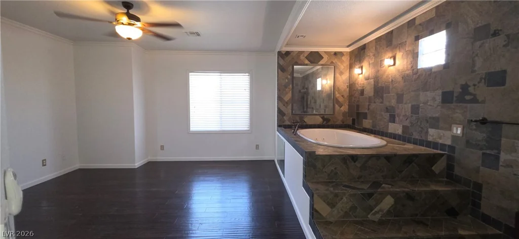 7006 Pacific Coast, Las Vegas, NV 89148