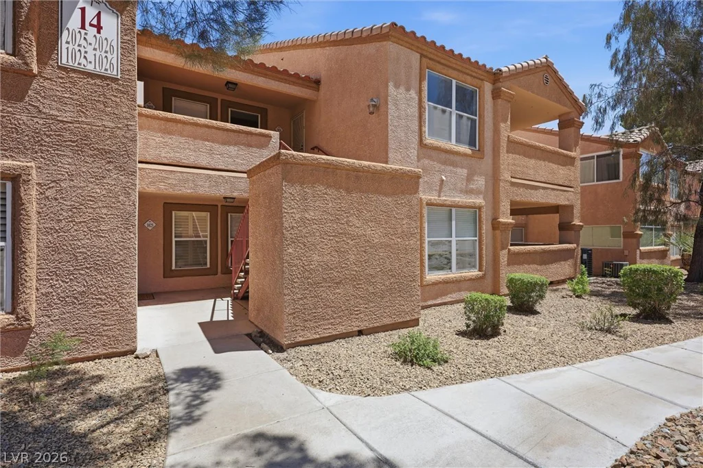 1150 Buffalo, Las Vegas, NV 89128