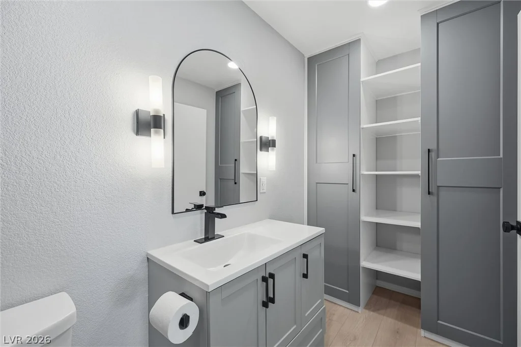 1150 Buffalo, Las Vegas, NV 89128