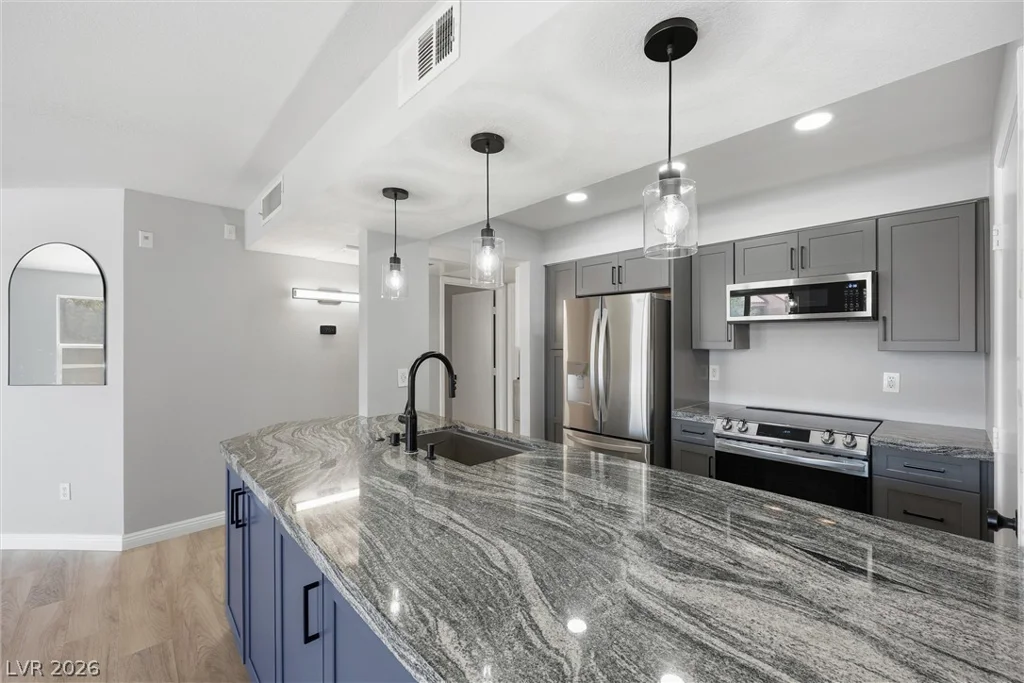 1150 Buffalo, Las Vegas, NV 89128