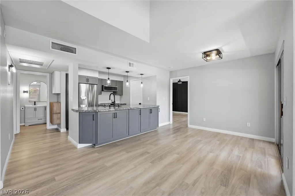 1150 Buffalo, Las Vegas, NV 89128