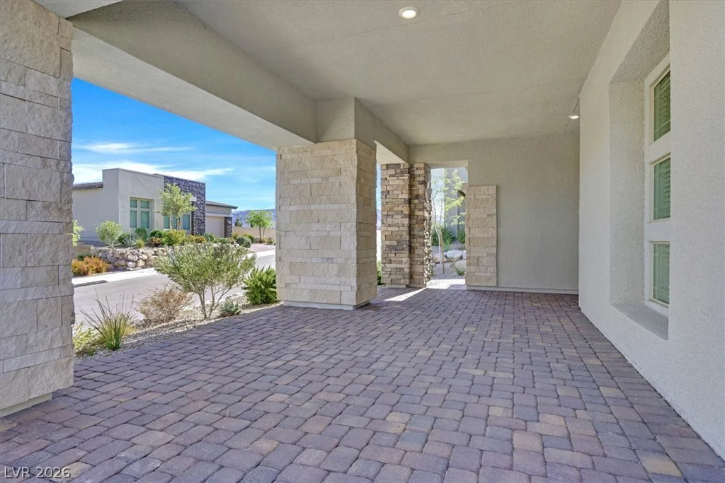 981 Edinburgh Fields, Las Vegas, NV 89138