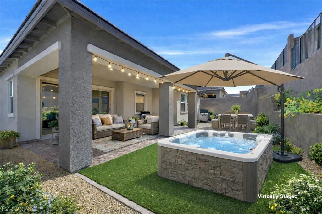981 Edinburgh Fields, Las Vegas, NV 89138