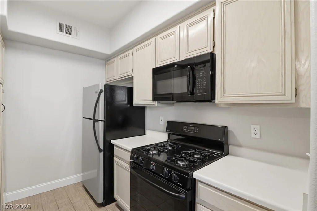 7143 Durango, Las Vegas, NV 89113