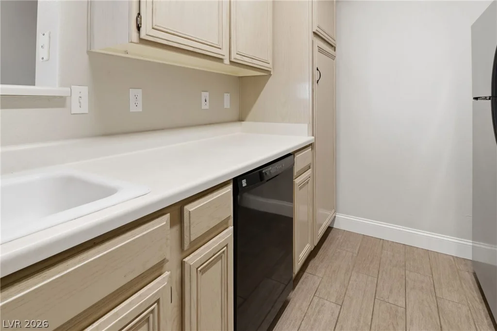 7143 Durango, Las Vegas, NV 89113