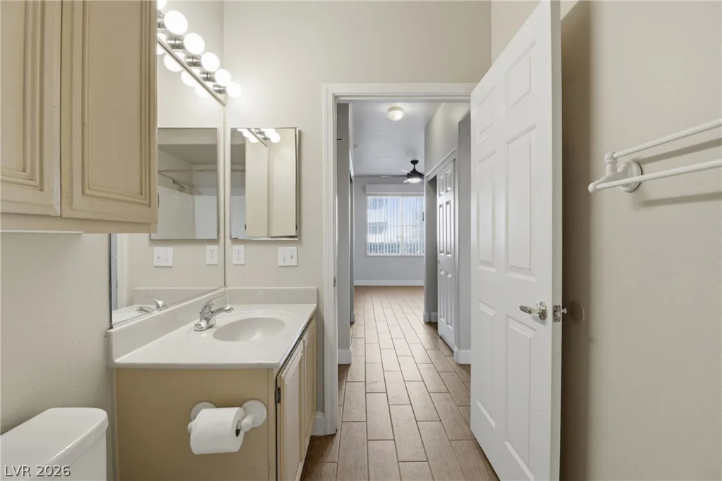 7143 Durango, Las Vegas, NV 89113