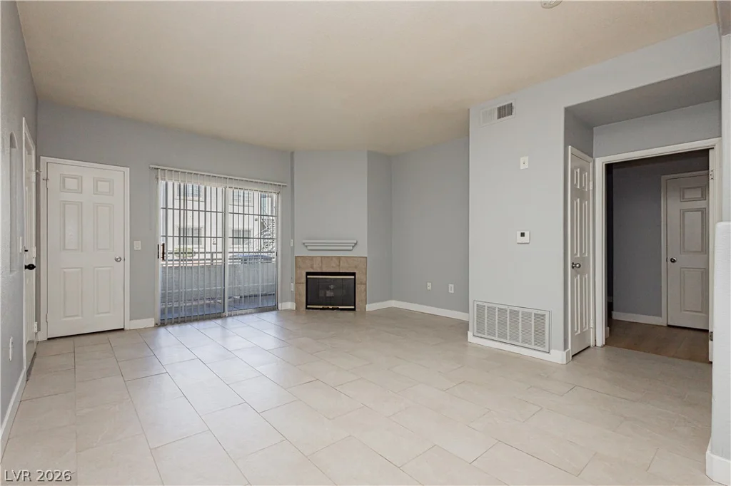 3318 DECATUR, Las Vegas, NV 89032