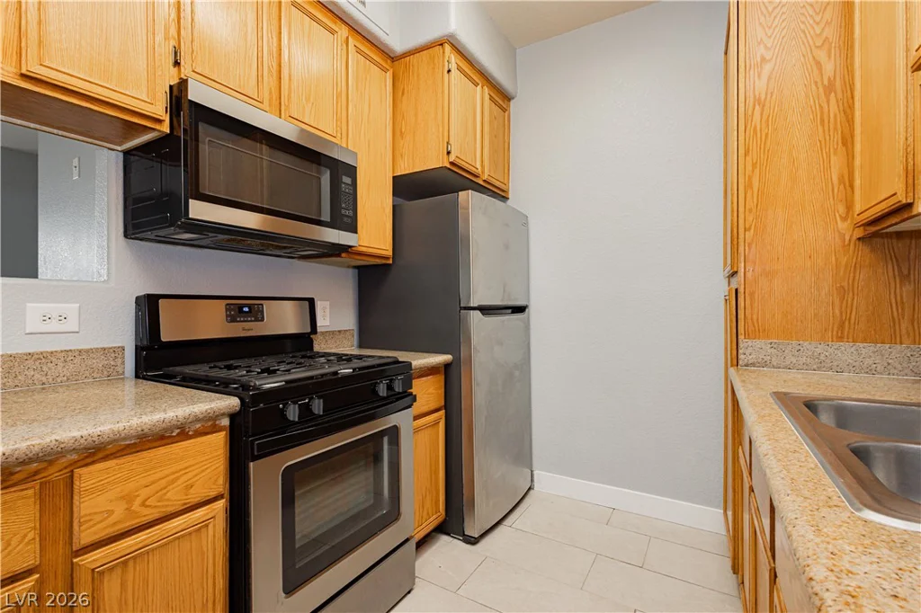 3318 DECATUR, Las Vegas, NV 89032