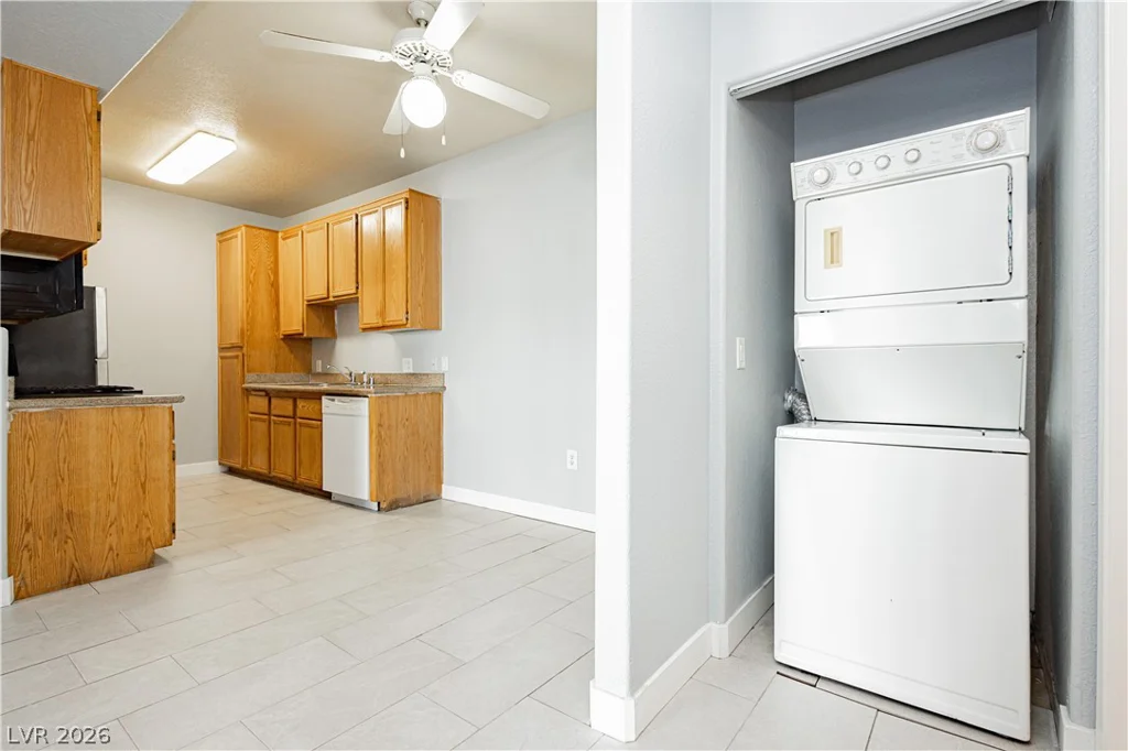 3318 DECATUR, Las Vegas, NV 89032