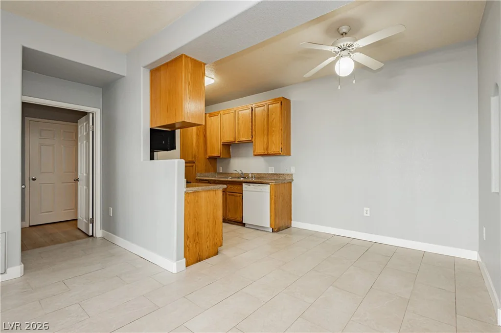 3318 DECATUR, Las Vegas, NV 89032
