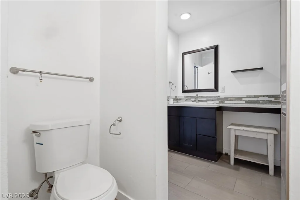 909 Canosa, Las Vegas, NV 89104
