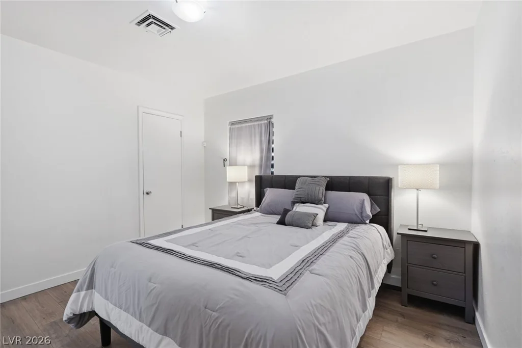 909 Canosa, Las Vegas, NV 89104