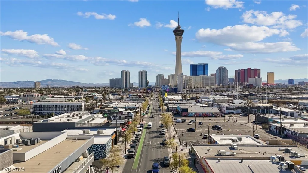 909 Canosa, Las Vegas, NV 89104