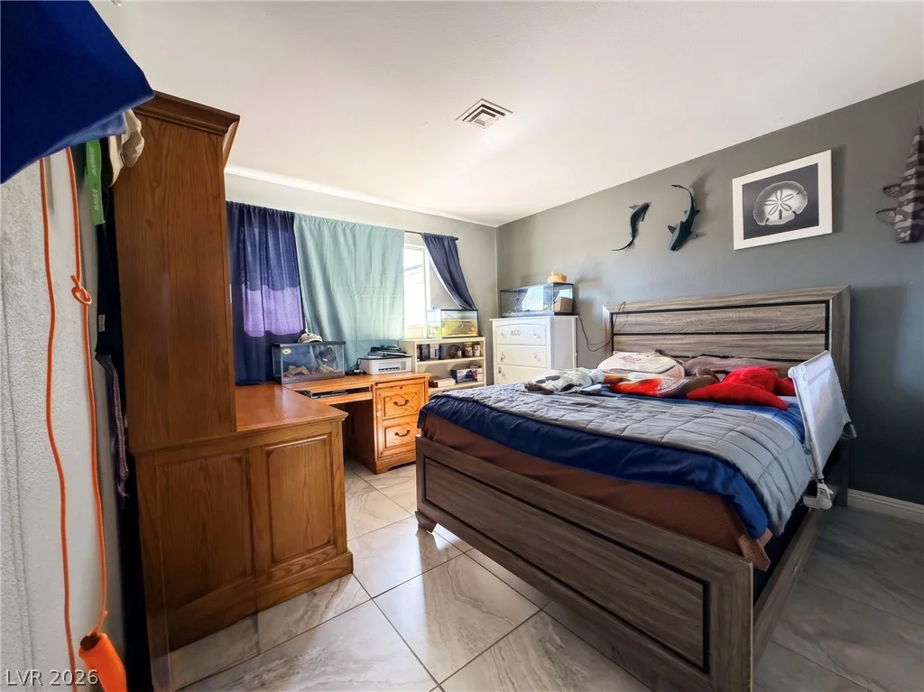 2116 La Harve, Las Vegas, NV 89106