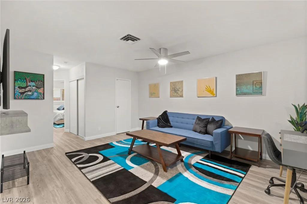 615 10th, Las Vegas, NV 89101