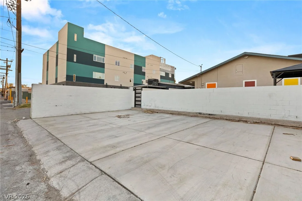 615 10th, Las Vegas, NV 89101