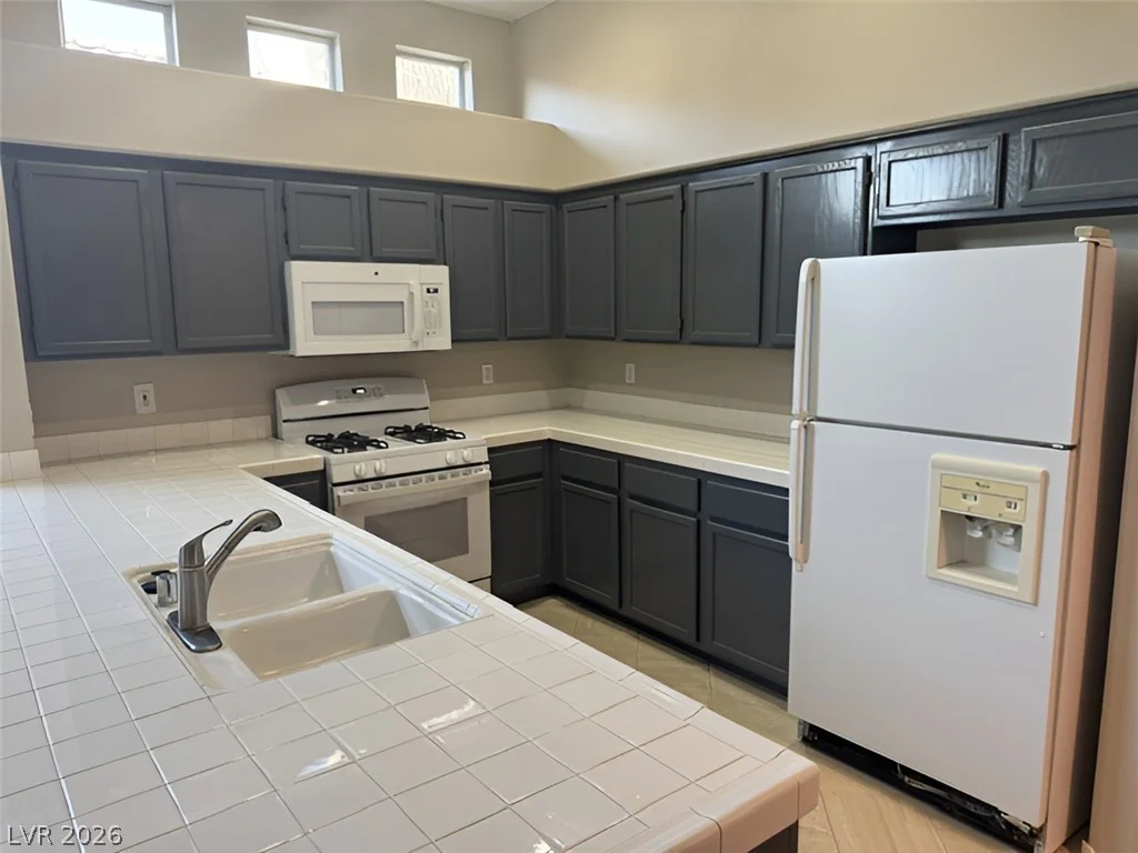 3305 Campbell, Las Vegas, NV 89129