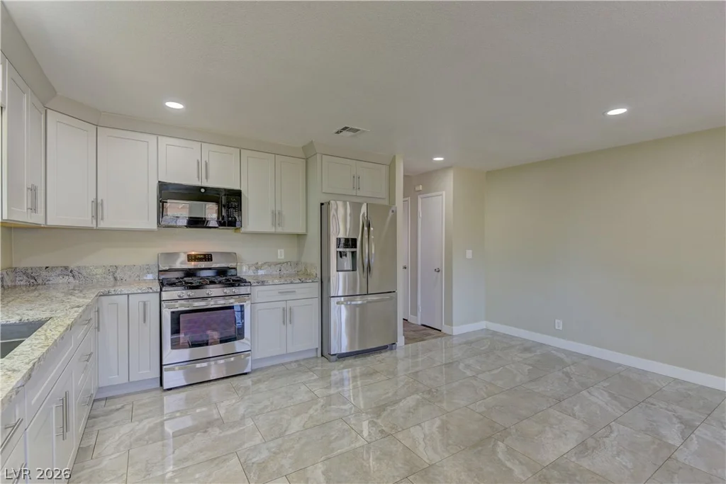 5701 Capitola, Las Vegas, NV 89108