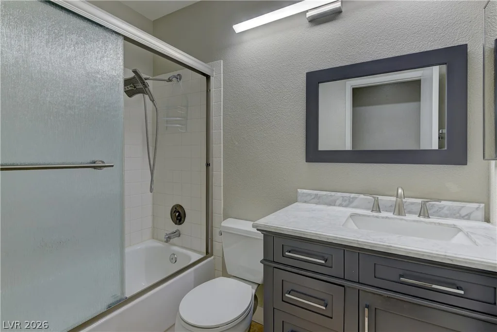 5701 Capitola, Las Vegas, NV 89108