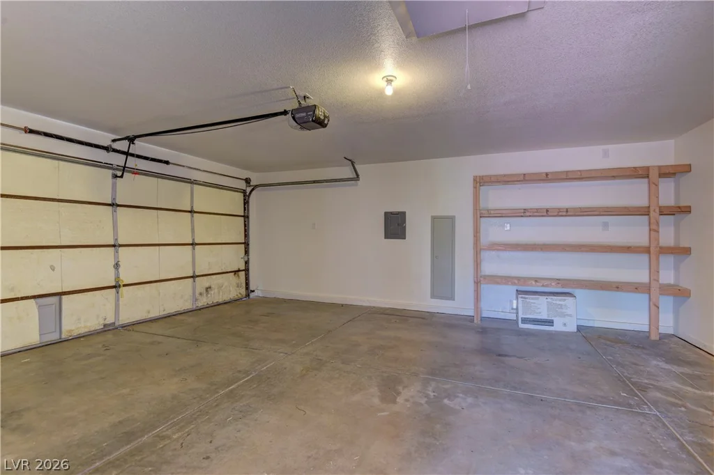 5701 Capitola, Las Vegas, NV 89108