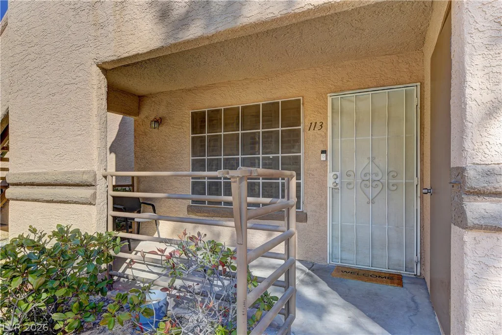 9070 Spring Mountain, Las Vegas, NV 89117