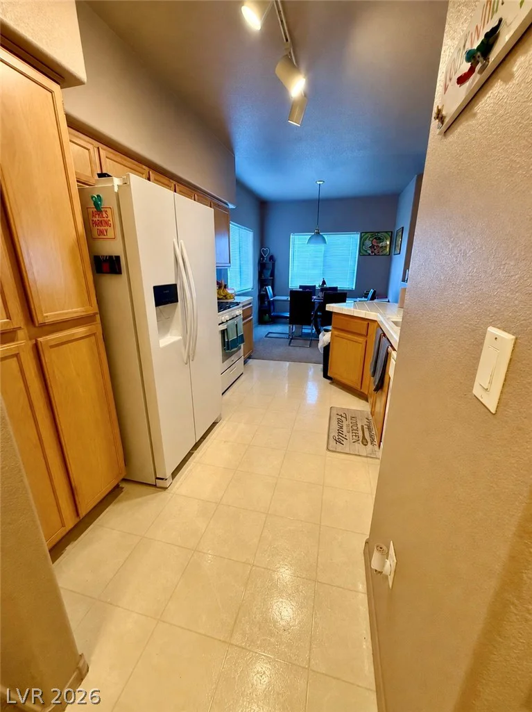1050 Cactus, Las Vegas, NV 89183