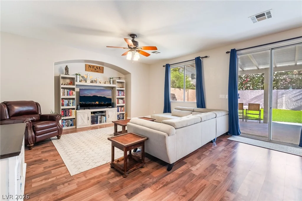 4916 Soaring Springs, Las Vegas, NV 89131