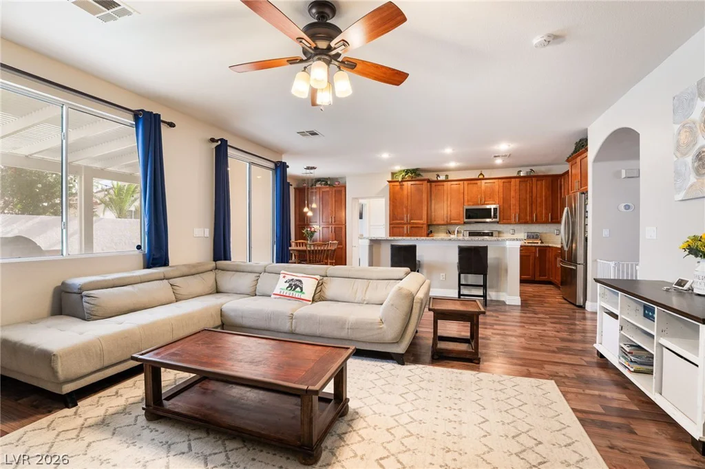4916 Soaring Springs, Las Vegas, NV 89131