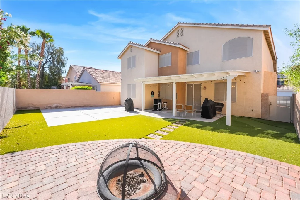 4916 Soaring Springs, Las Vegas, NV 89131