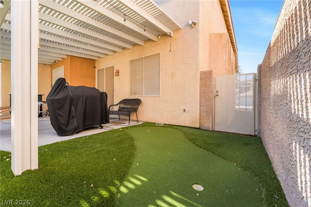 4916 Soaring Springs, Las Vegas, NV 89131
